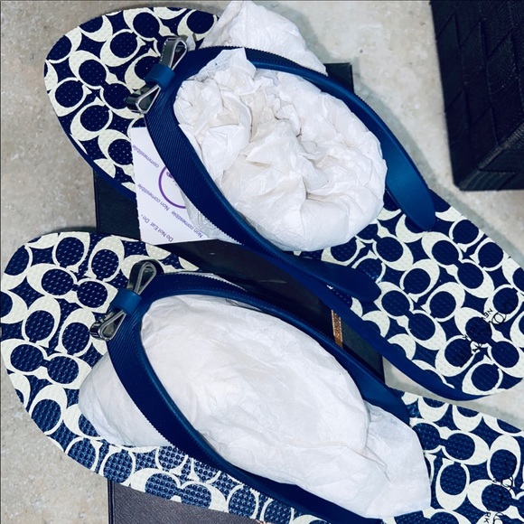 Coach Sandals - Picture 1 of 4